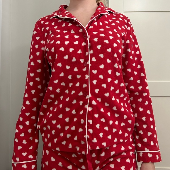 GAP red heart pajama set - Picture 1 of 4